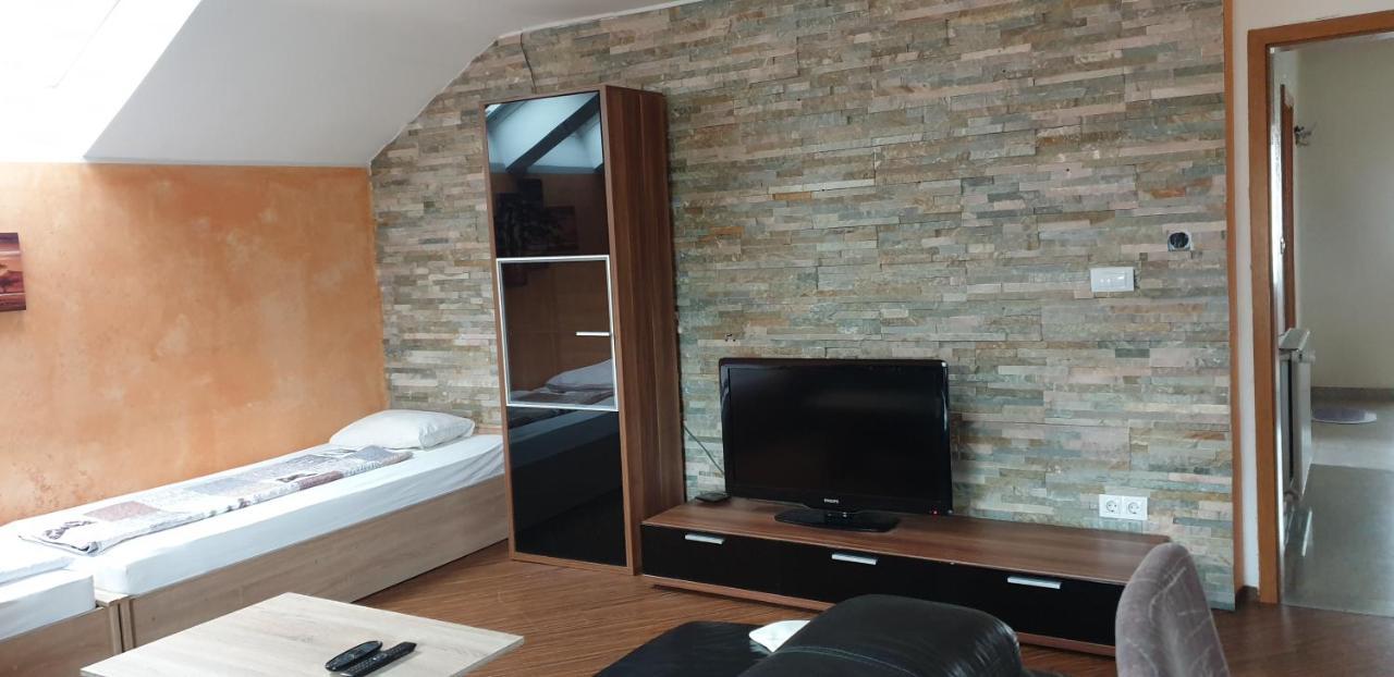 Hisa Bizjak Kranj Esterno foto